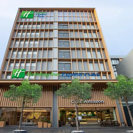 Holiday Inn Express & Suites Bangkok Central Pier By Ihg