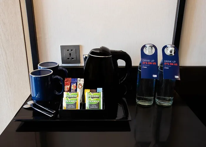 Express & Pier By Ihg