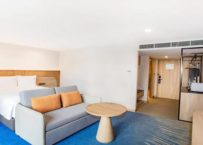 Hotel Express & Pier By Ihg