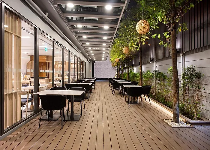 Express & Pier By Ihg 4*