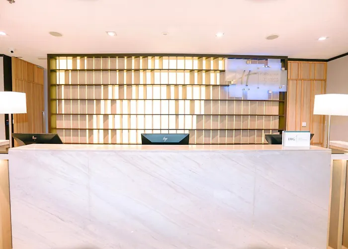 Express & Pier By Ihg Bangkok