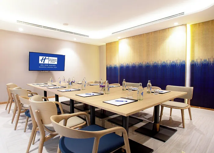 Express & Pier By Ihg Bangkok