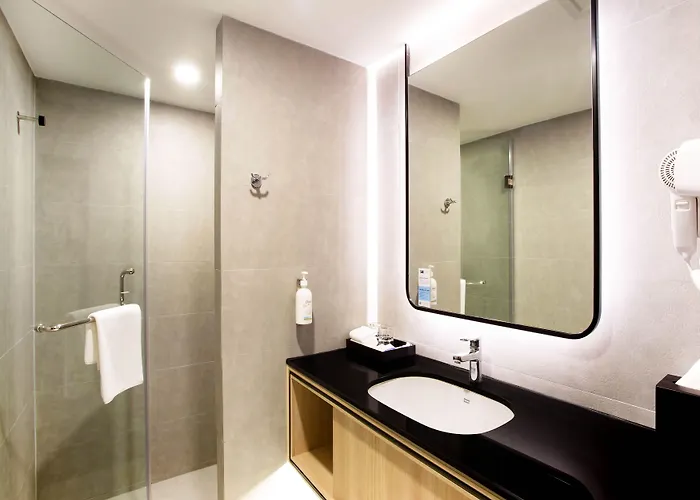Hotel Express & Pier By Ihg Bangkok