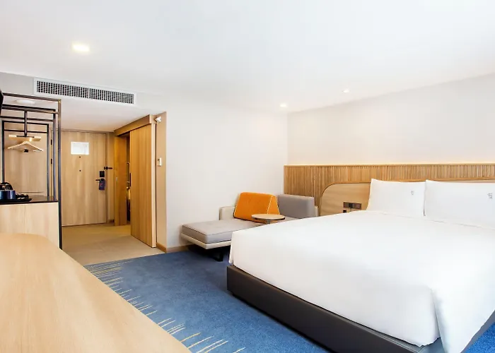 Express & Pier By Ihg 4*