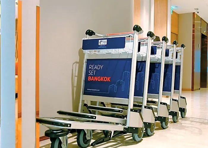 Express & Pier By Ihg Bangkok