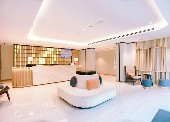 Express & Pier By Ihg فندق